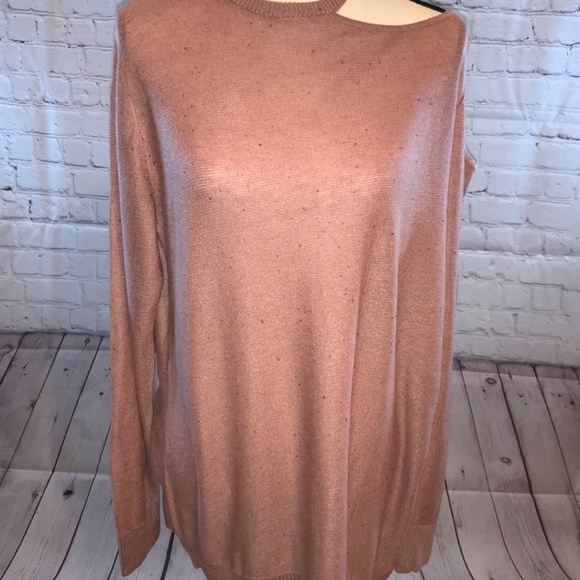 NWT Mod X Cold Shoulder Tunic - Picture 2 of 6